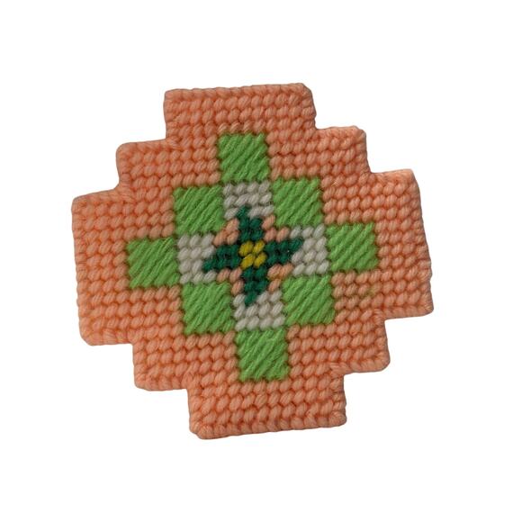 Vintage Latch Hook Coasters Set Of 8 Cactus 4.25” - Picture 5 of 6